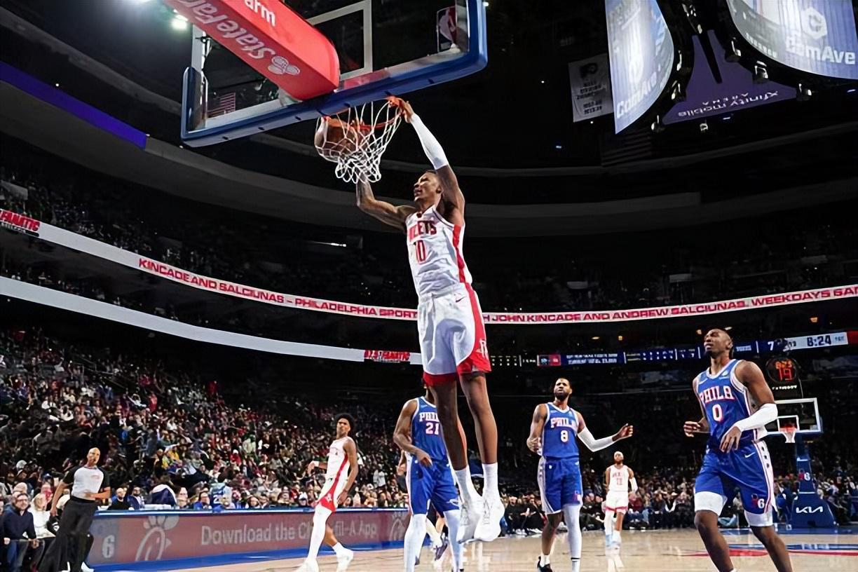 开云体育下载-状态又一次跌落谷底，火箭锋线新星真是全队最鸡肋的球员之一？